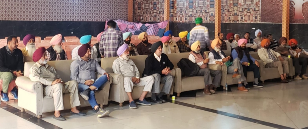 ਜੇਲ੍ਹ ਪੈਨਸ਼ਨਰਜ਼ ਐਸੋਸੀਏਸ਼ਨ ਦੇ ਪਟਿਆਲਾ ਸਰਕਲ ਦੀ ਮਾਹਾਨਾ ਮੀਟਿੰਗ ਹੋਈ ਜਿਸਦੀ ਪ੍ਰਧਾਨਗੀ ਐਸੋਸੀਏਸ਼ਨ ਦੇ ਪ੍ਰਧਾਨ ਸ. ਜਗਮੇਲ ਸਿੰਘ ਨੇ ਕੀਤੀ।